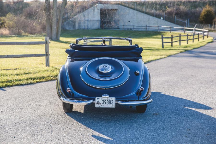  BMW 327 Convertible 1937 года  (фото 11 из 31)